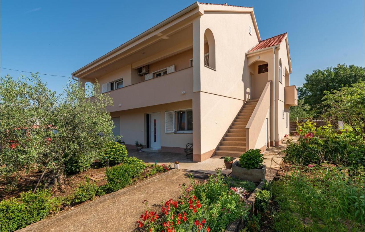 Cozy Apartment In Zadar With Wifi Екстериор снимка