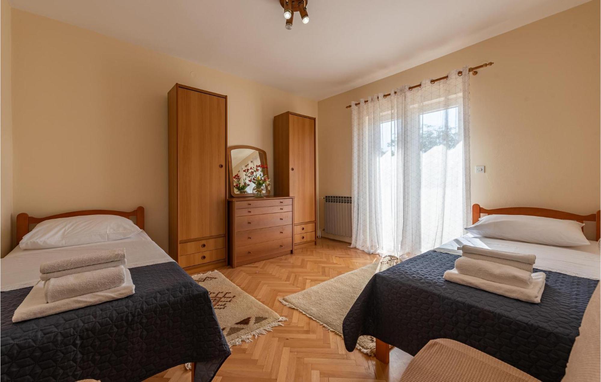 Cozy Apartment In Zadar With Wifi Екстериор снимка