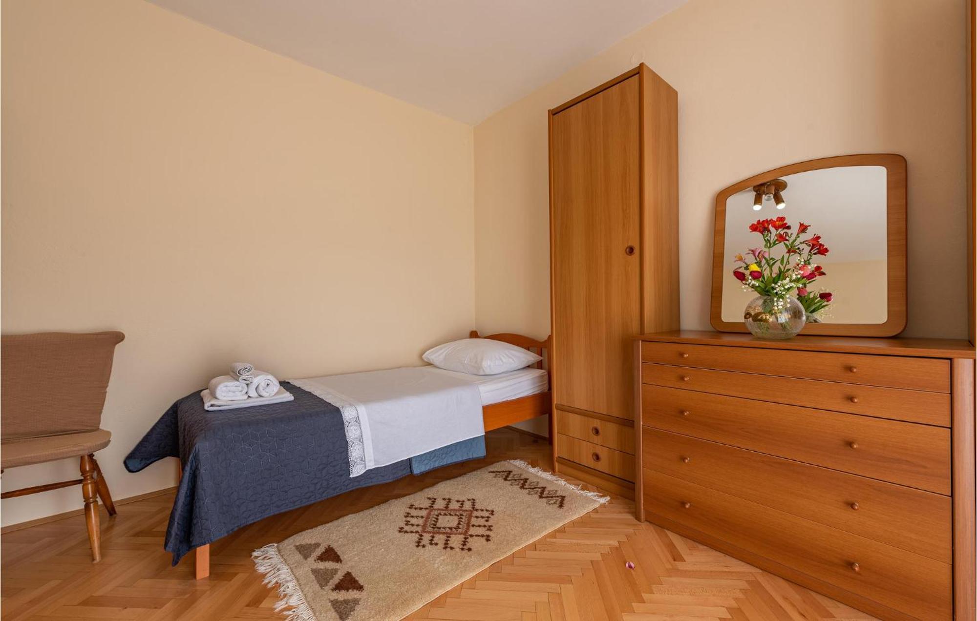 Cozy Apartment In Zadar With Wifi Екстериор снимка